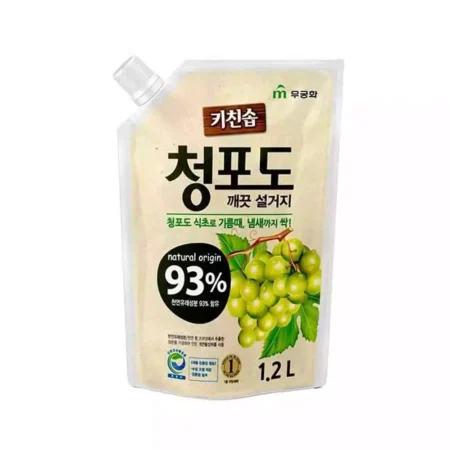 Средство для мытья посуды, овощей и фруктов в холодной воде Mukunghwa Rich Bubble Green Grape, 1,2л